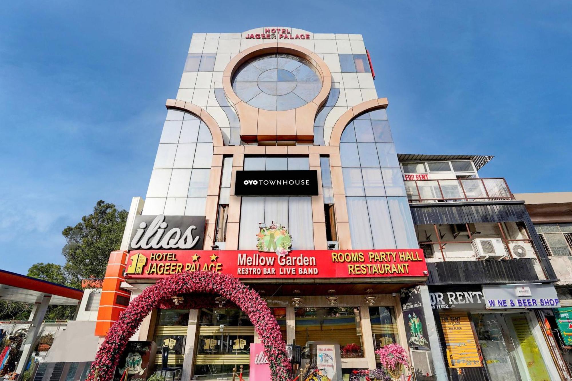 Super Townhouse Jageer Palace Near Mayapuri Chowk Nova Deli Exterior foto